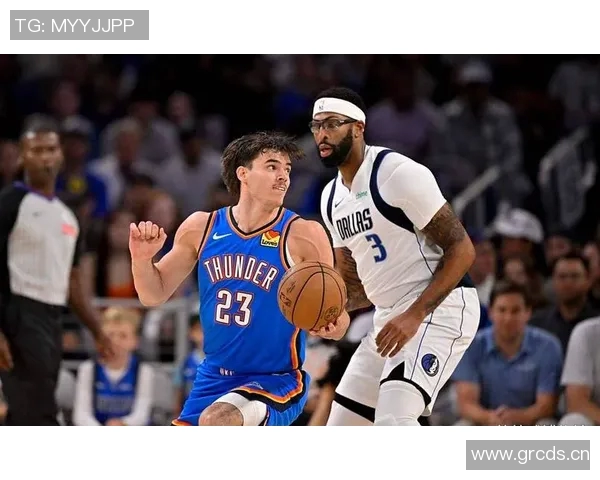 浓眉谈球队表现称进攻有所提升防守问题亟待解决不惧连败困扰